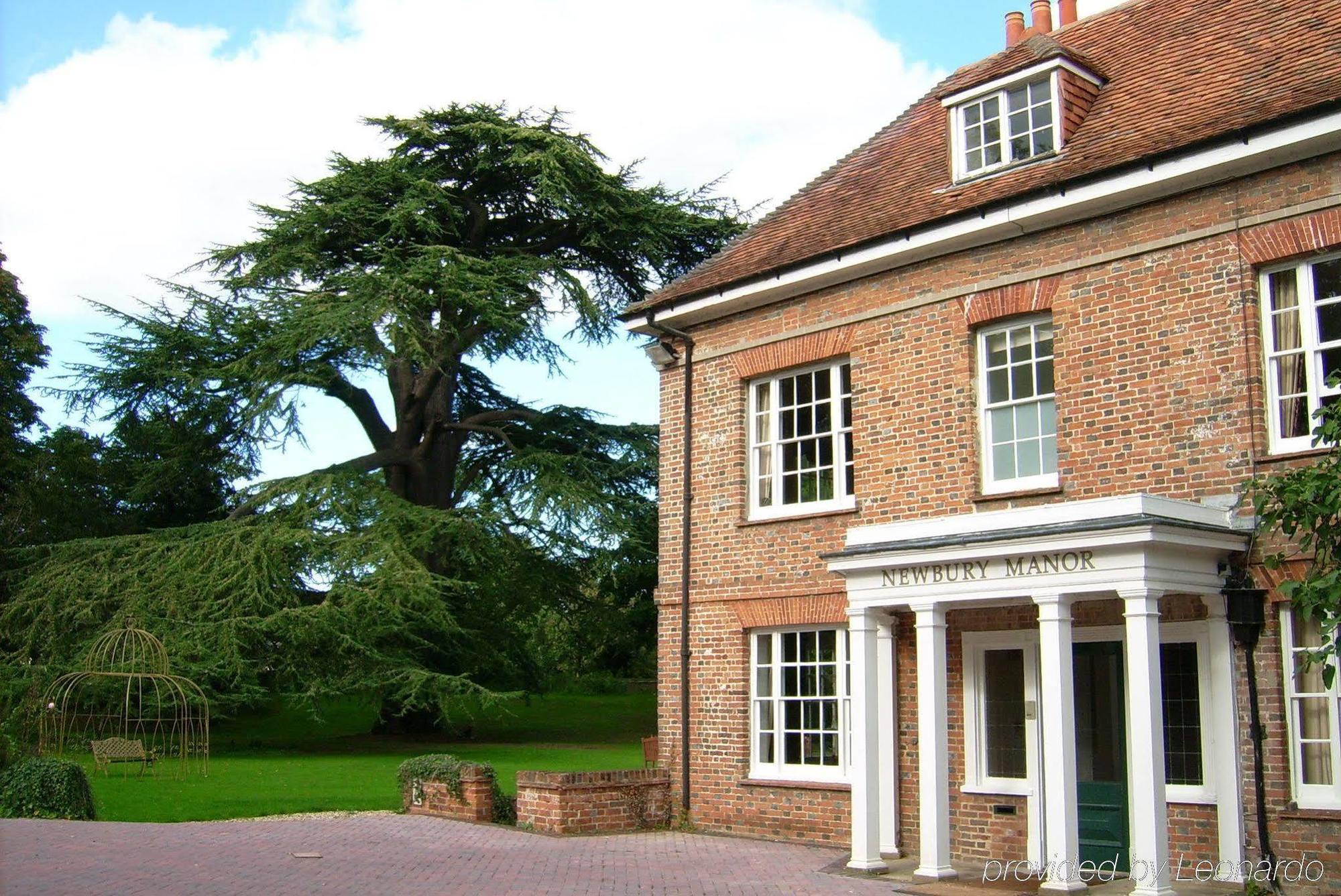 Newbury Manor Pension Buitenkant foto