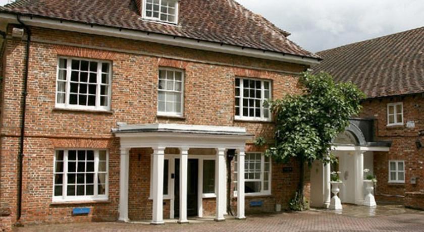 Newbury Manor Pension Buitenkant foto